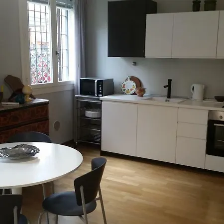 Il Giardinetto - Smart Working - Airport - Private Parking - Private Garden - Ducati - Philip Morris *