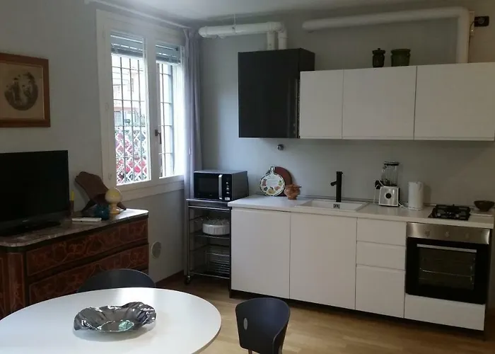 Il Giardinetto - Smart Working - Airport - Private Parking - Private Garden - Ducati - Philip Morris *