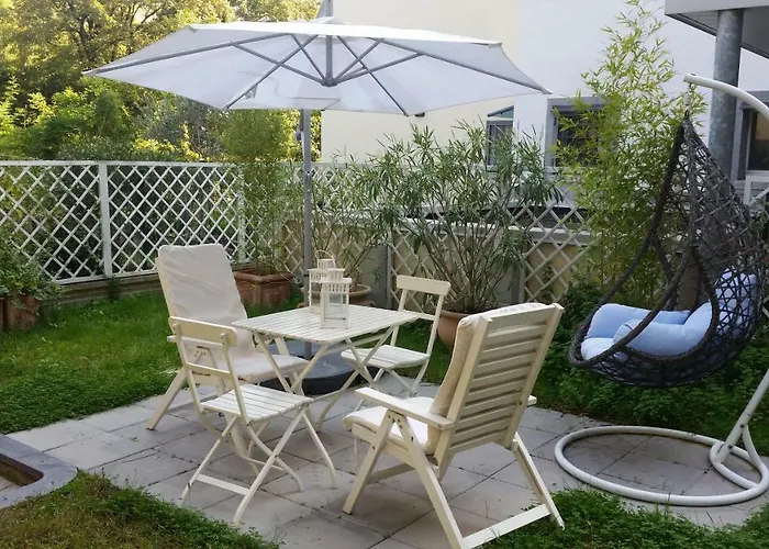 Il Giardinetto - Smart Working - Airport - Private Parking - Private Garden - Ducati - Philip Morris *