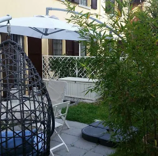 Apartmán Il Giardinetto - Smart Working - Airport - Private Parking - Private Garden - Ducati - Philip Morris